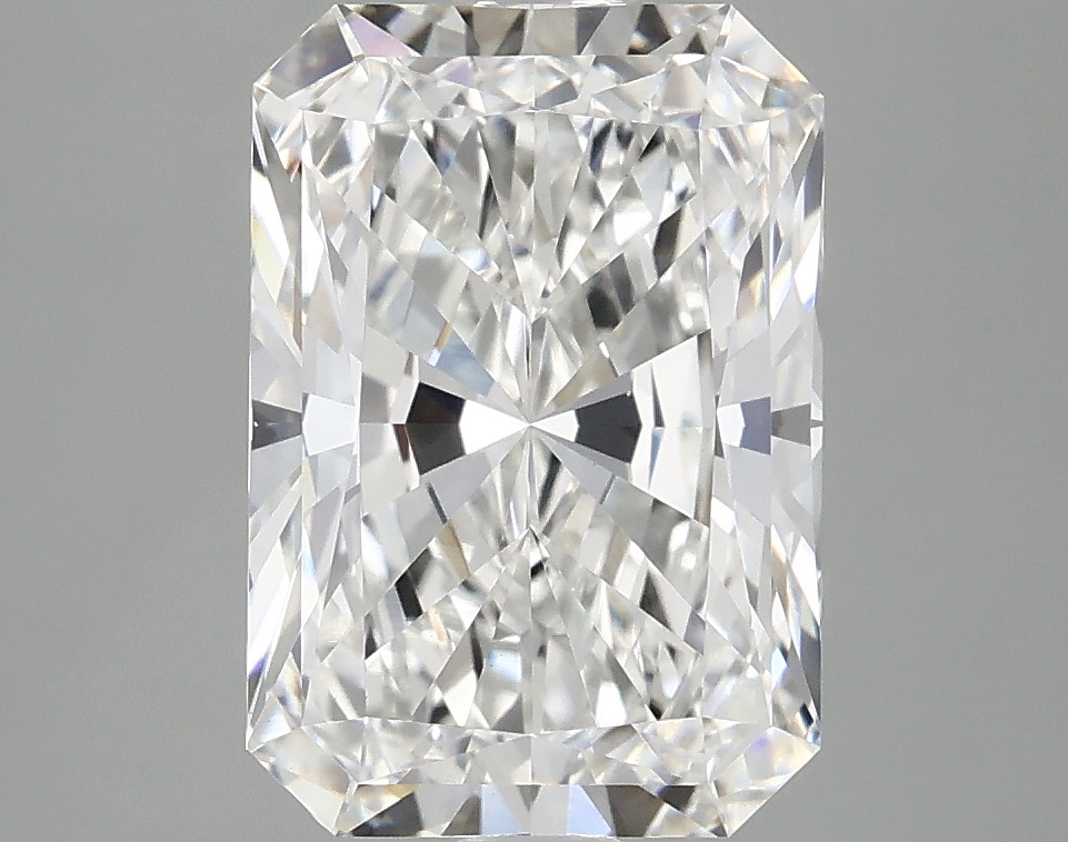 3.10 CT Radiant Diamond