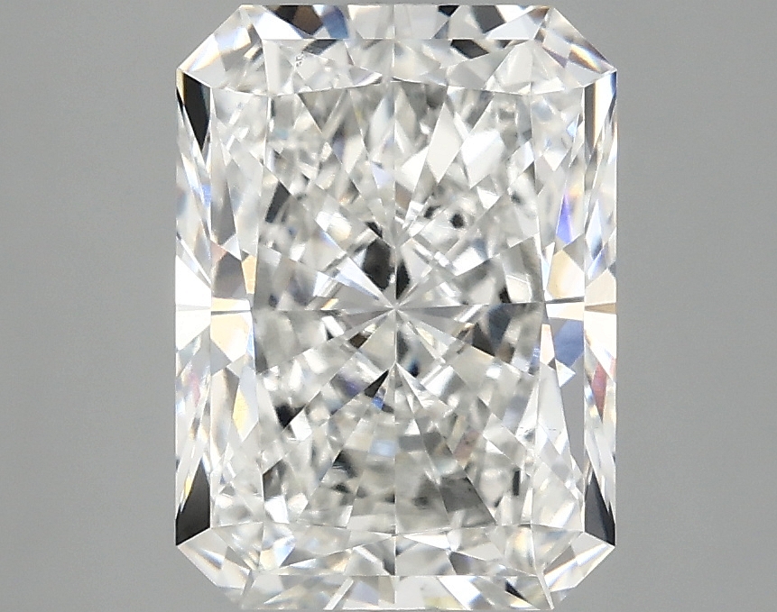 3.10 CT Radiant Diamond