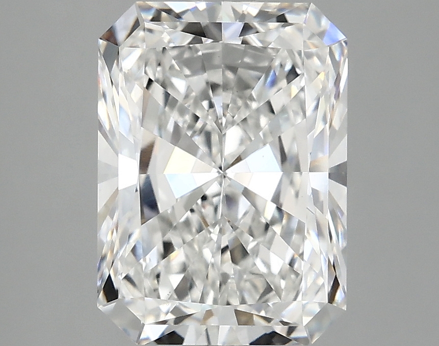 3.10 CT Radiant Diamond
