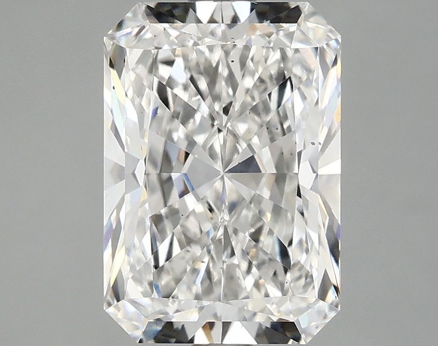 3.10 CT Radiant Diamond