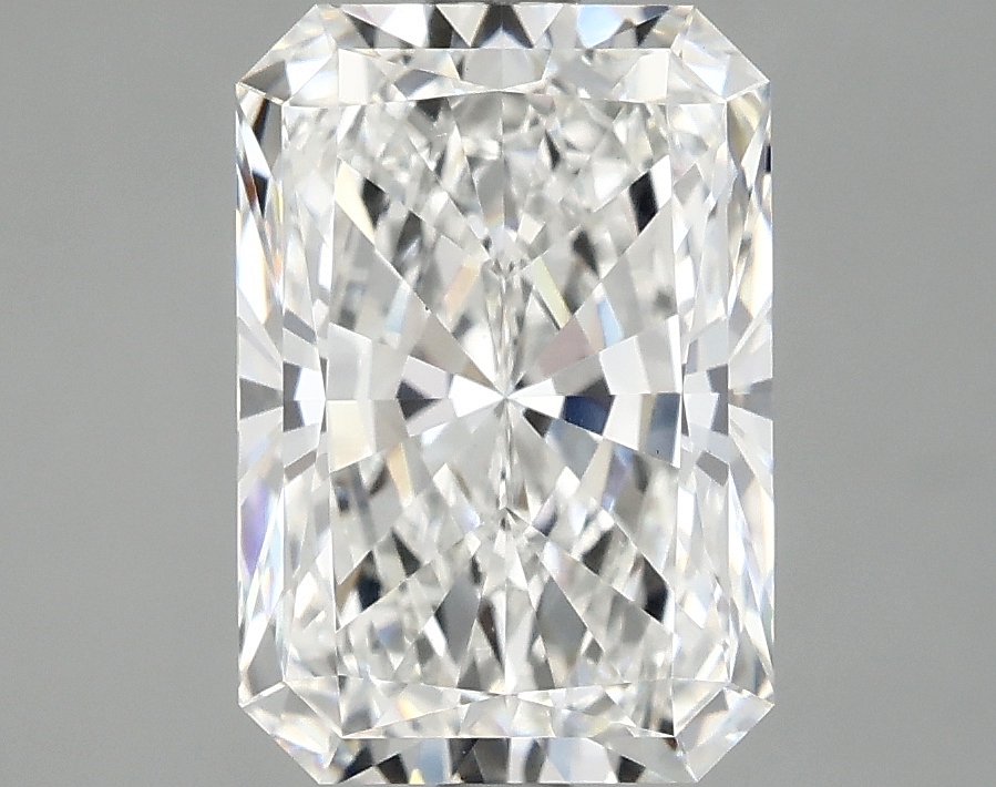 3.10 CT Radiant Diamond
