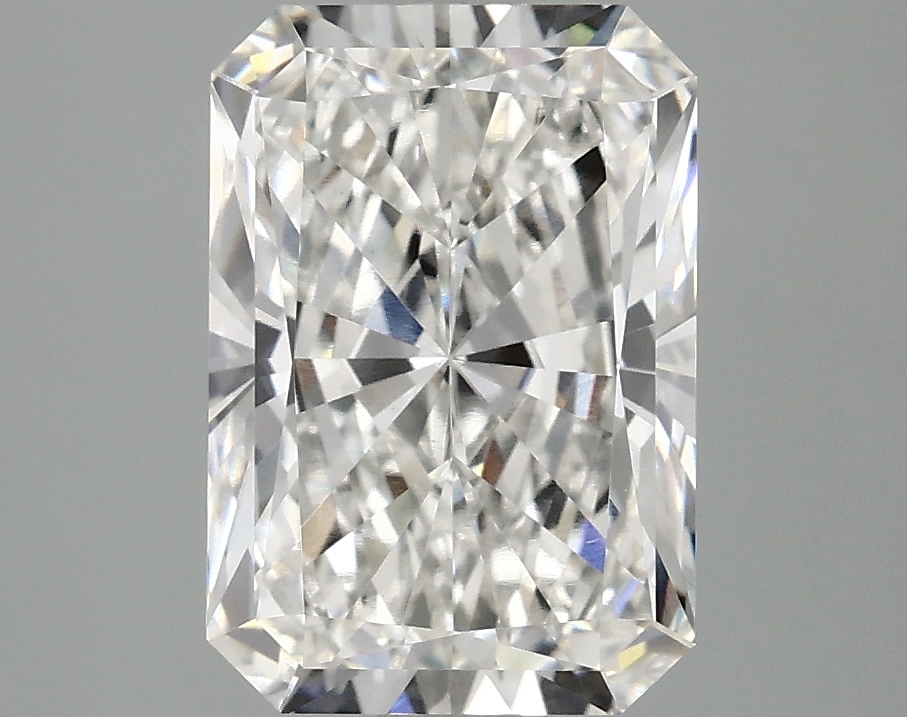 3.10 CT Radiant Diamond