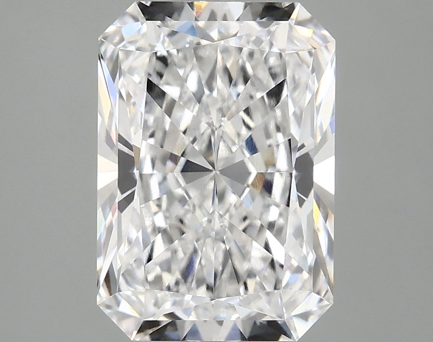 3.09 CT Radiant Diamond