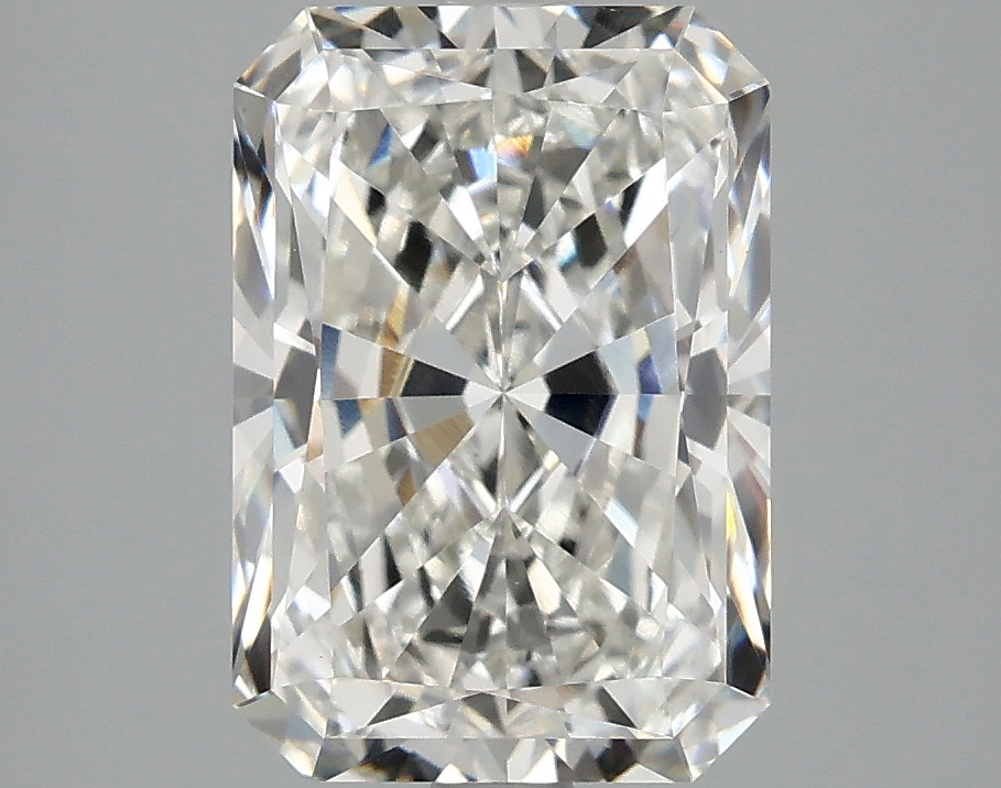 3.10 CT Radiant Diamond