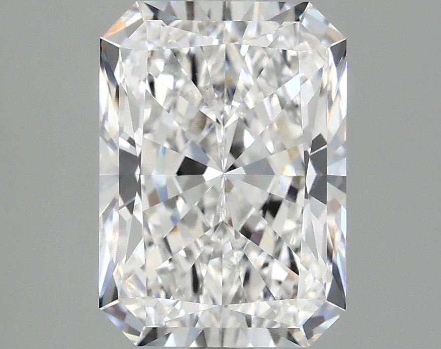 3.10 CT Radiant Diamond