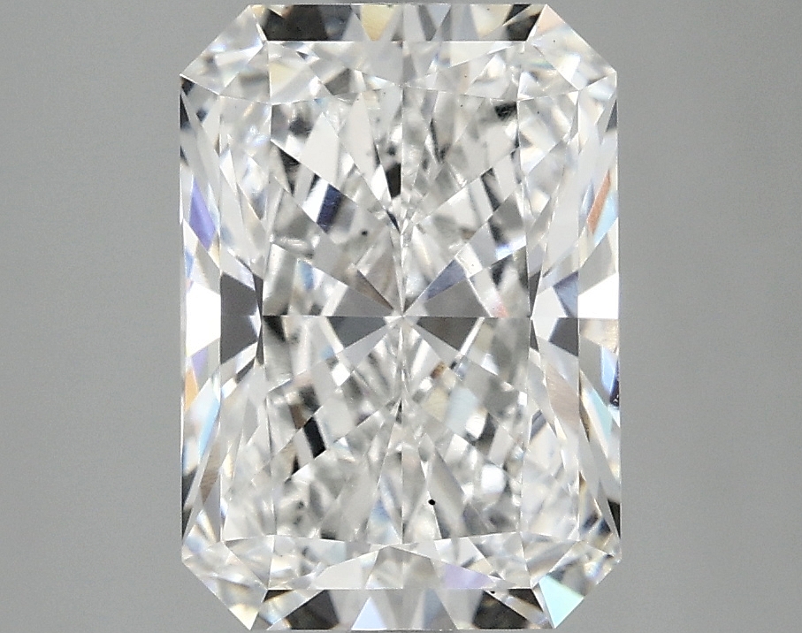 3.05 CT Radiant Diamond