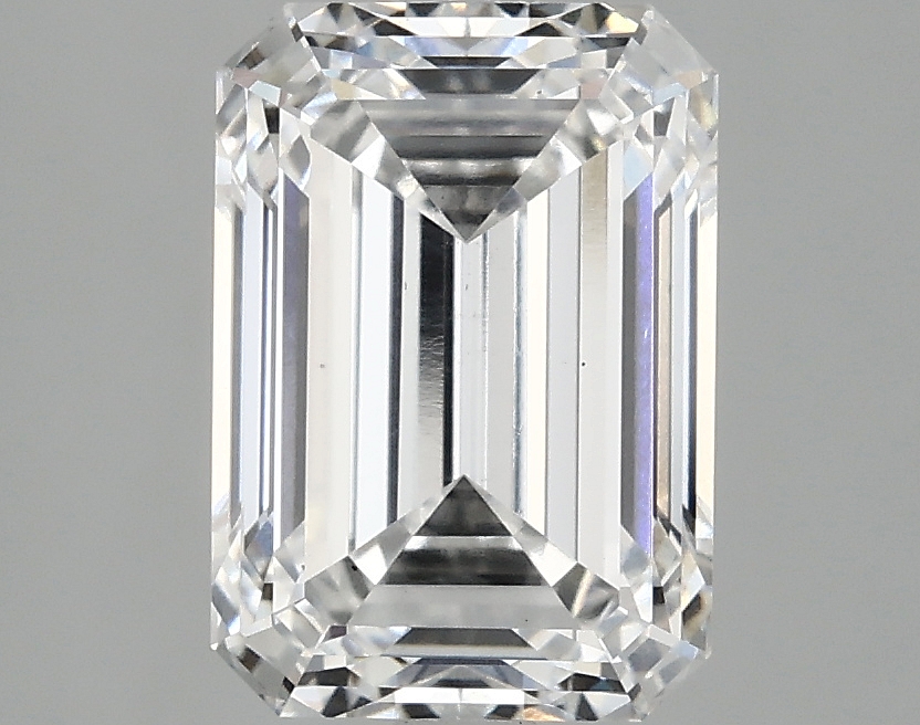 3.07 CT Emerald Diamond