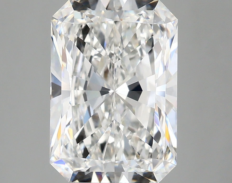 3.10 CT Radiant Diamond
