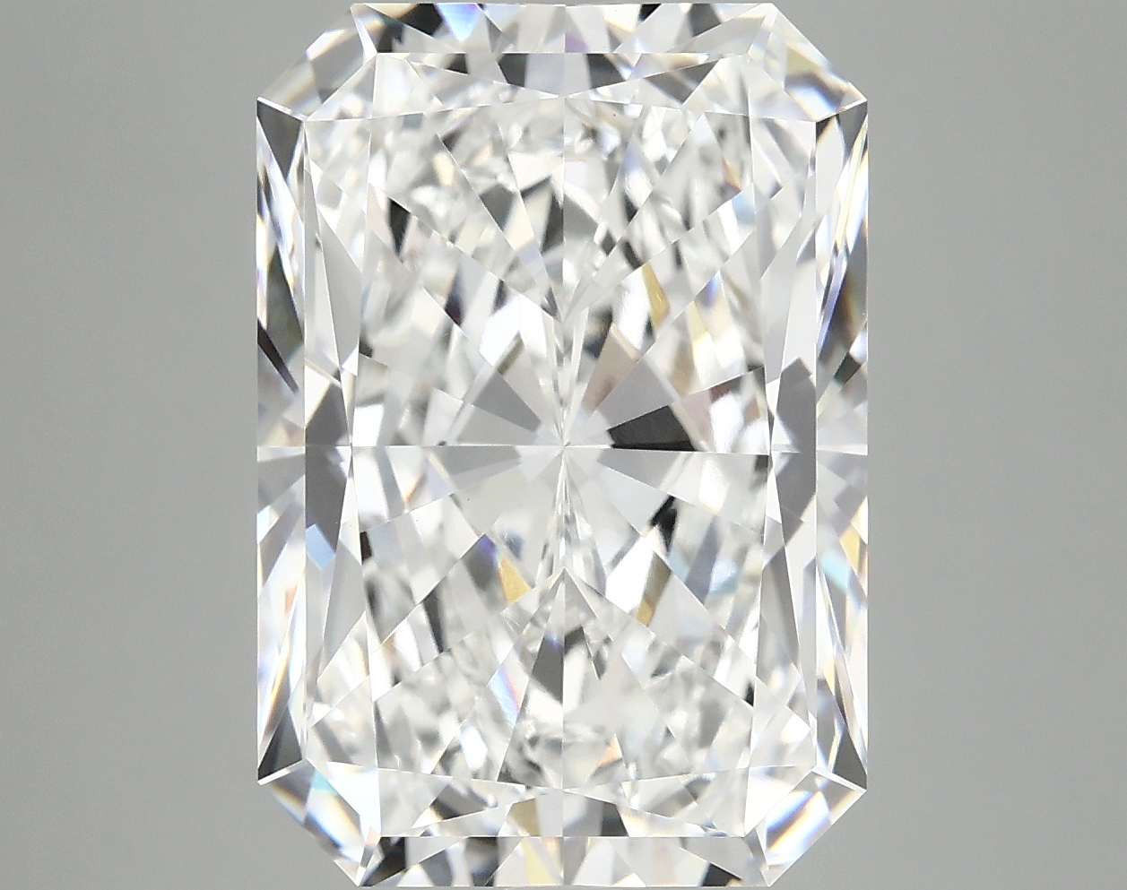 8.69 CT Radiant Diamond