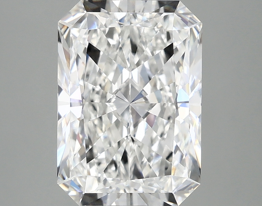 3.10 CT Radiant Diamond