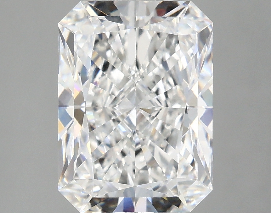 3.10 CT Radiant Diamond