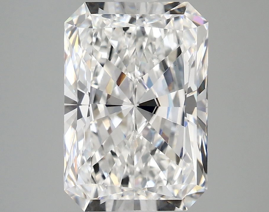 3.02 CT Radiant Diamond