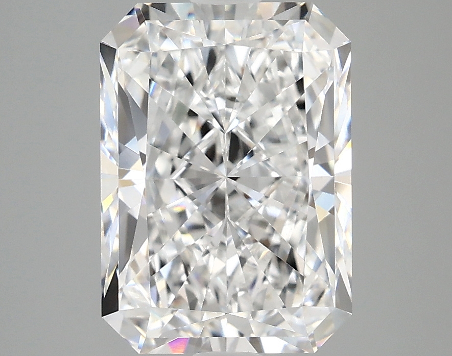 3.01 CT Radiant Diamond