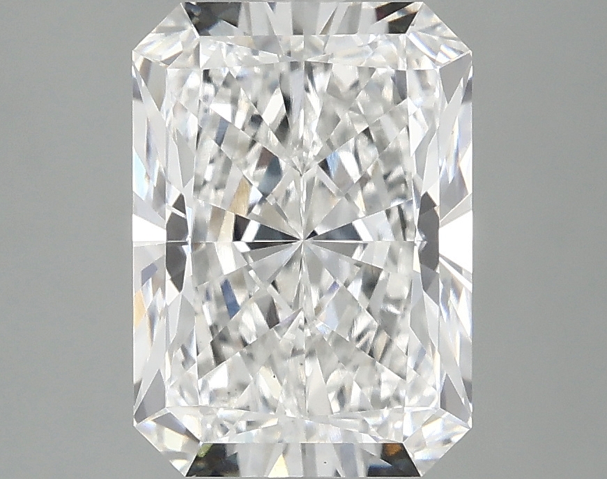 3.10 CT Radiant Diamond