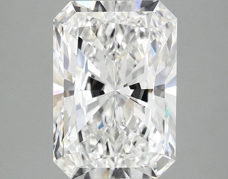 3.09 CT Radiant Diamond