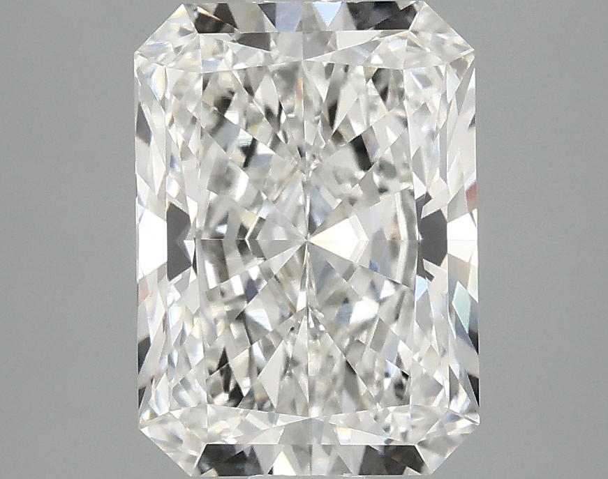 3.10 CT Radiant Diamond