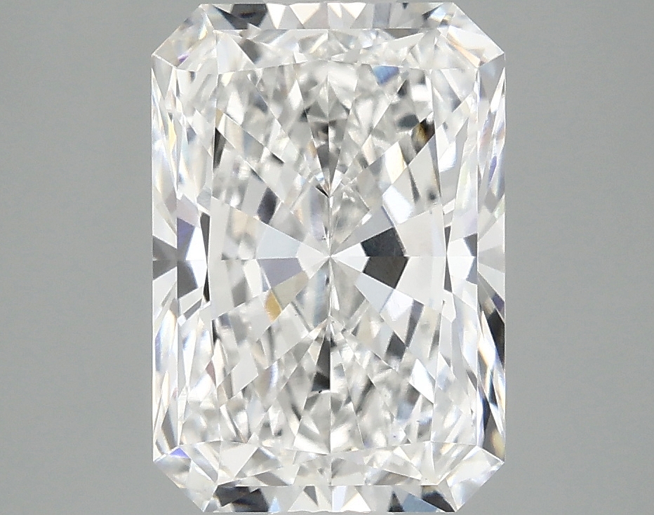 3.10 CT Radiant Diamond