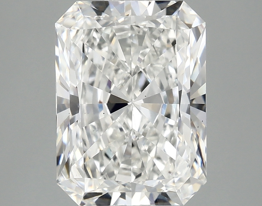 3.10 CT Radiant Diamond