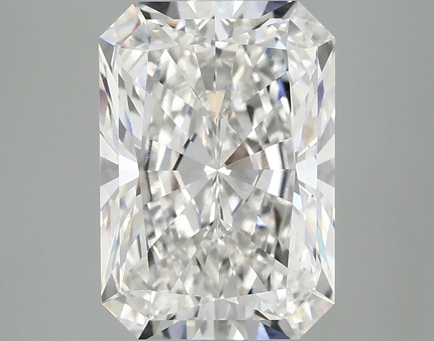 3.10 CT Radiant Diamond
