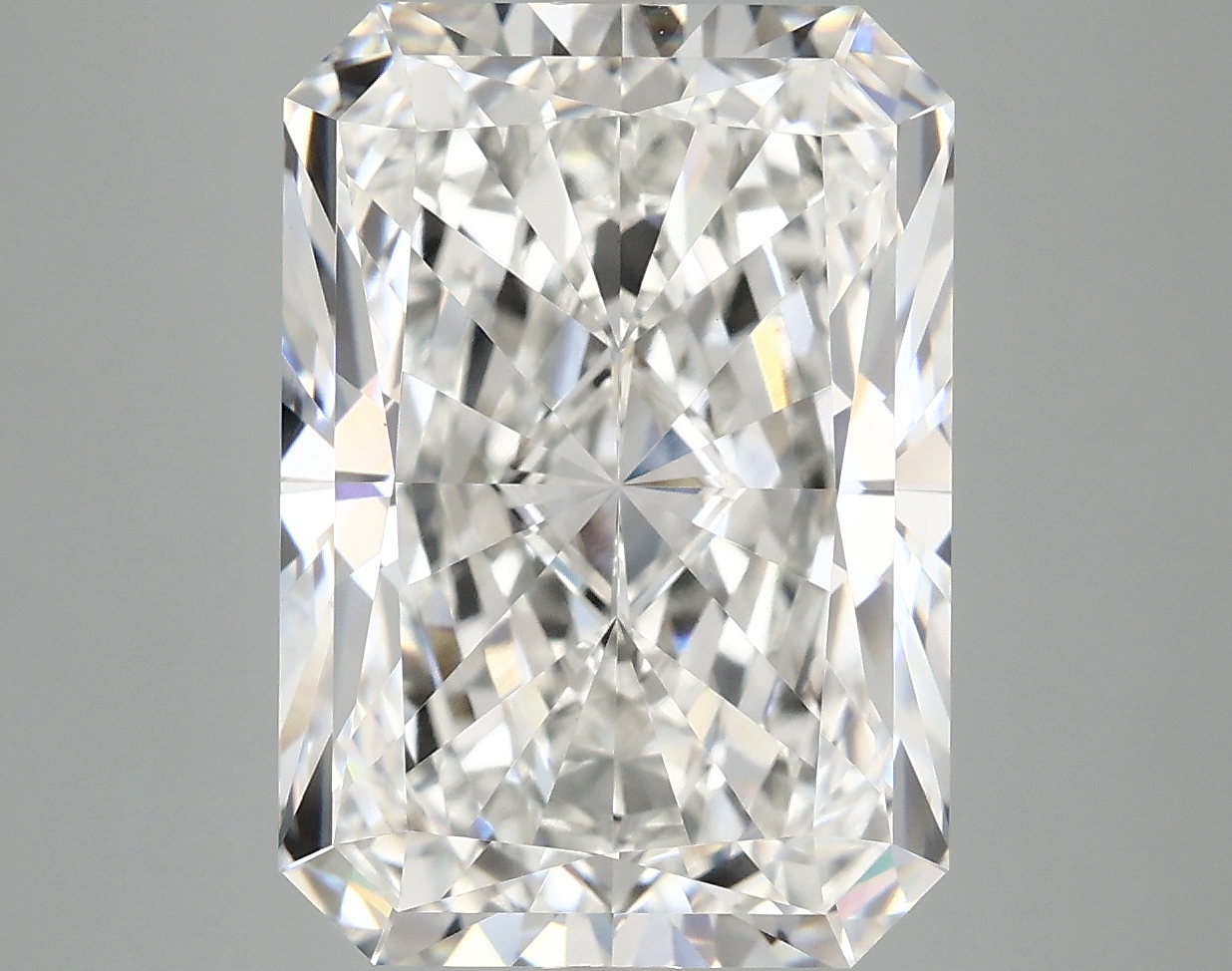 8.20 CT Radiant Diamond