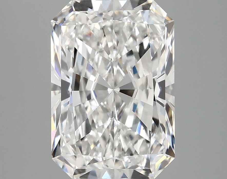 3.10 CT Radiant Diamond