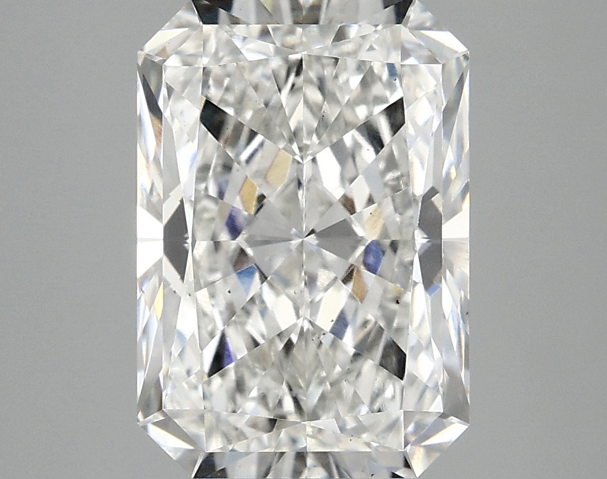3.10 CT Radiant Diamond