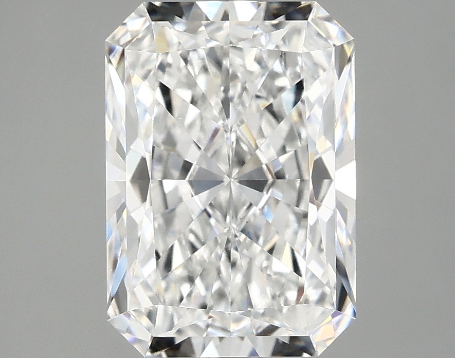 3.09 CT Radiant Diamond