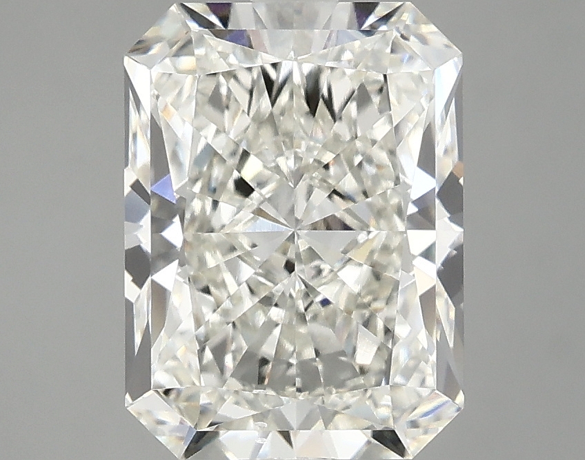 3.02 CT Radiant Diamond