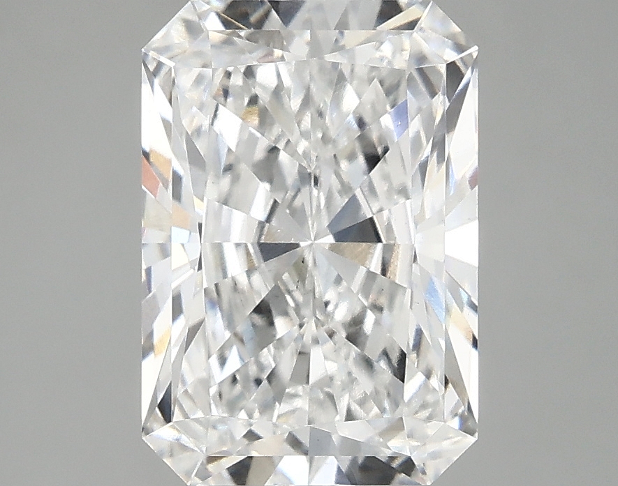 3.08 CT Radiant Diamond