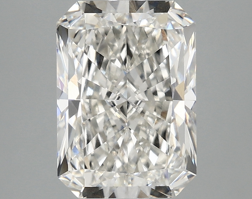 3.05 CT Radiant Diamond