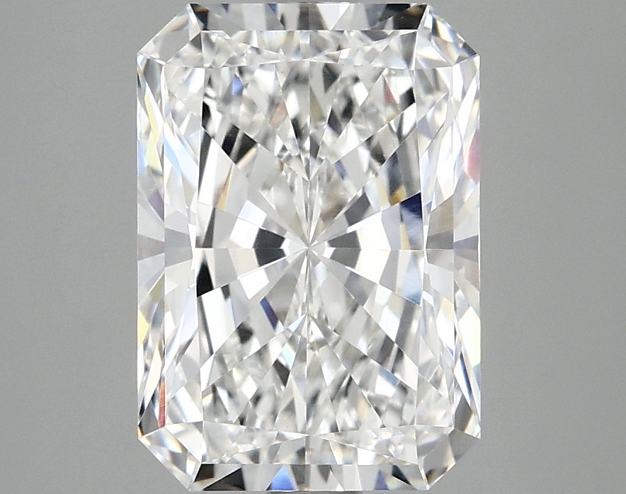 3.10 CT Radiant Diamond
