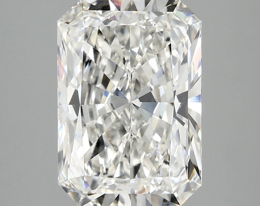 3.09 CT Radiant Diamond