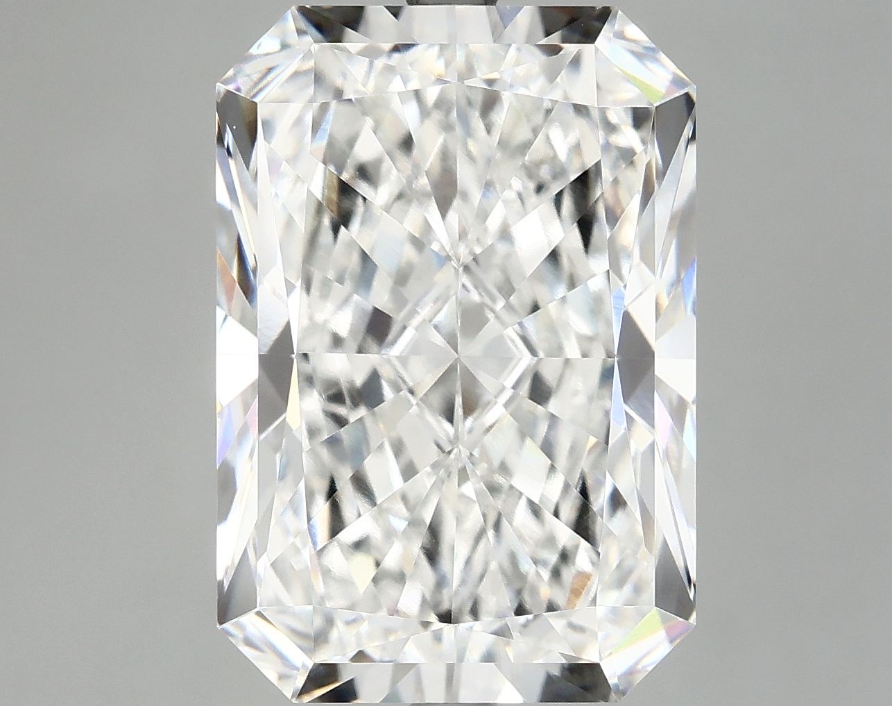 9.24 CT Radiant Diamond