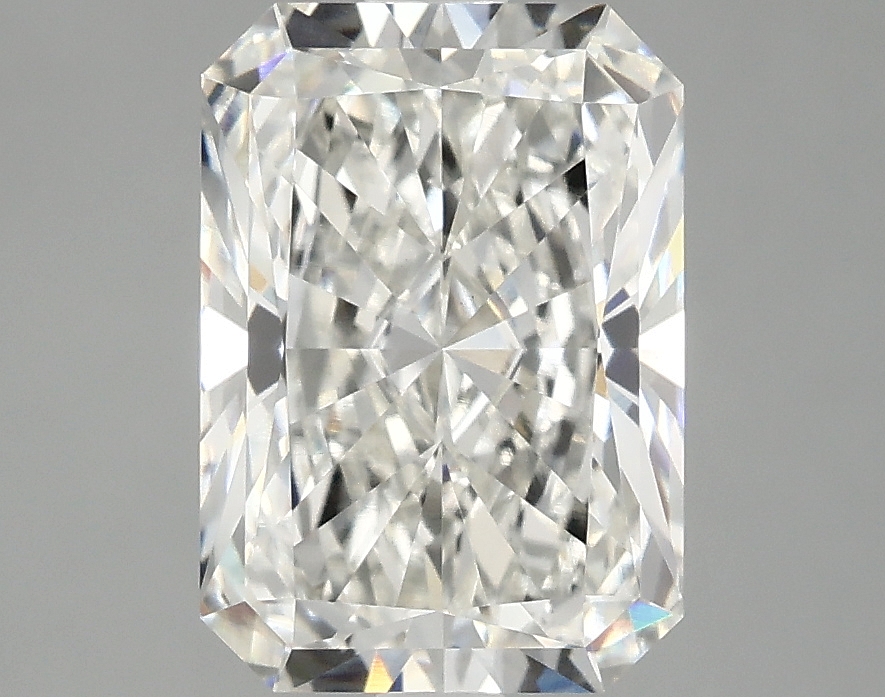 3.10 CT Radiant Diamond