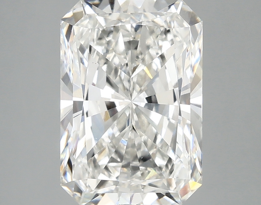 3.09 CT Radiant Diamond