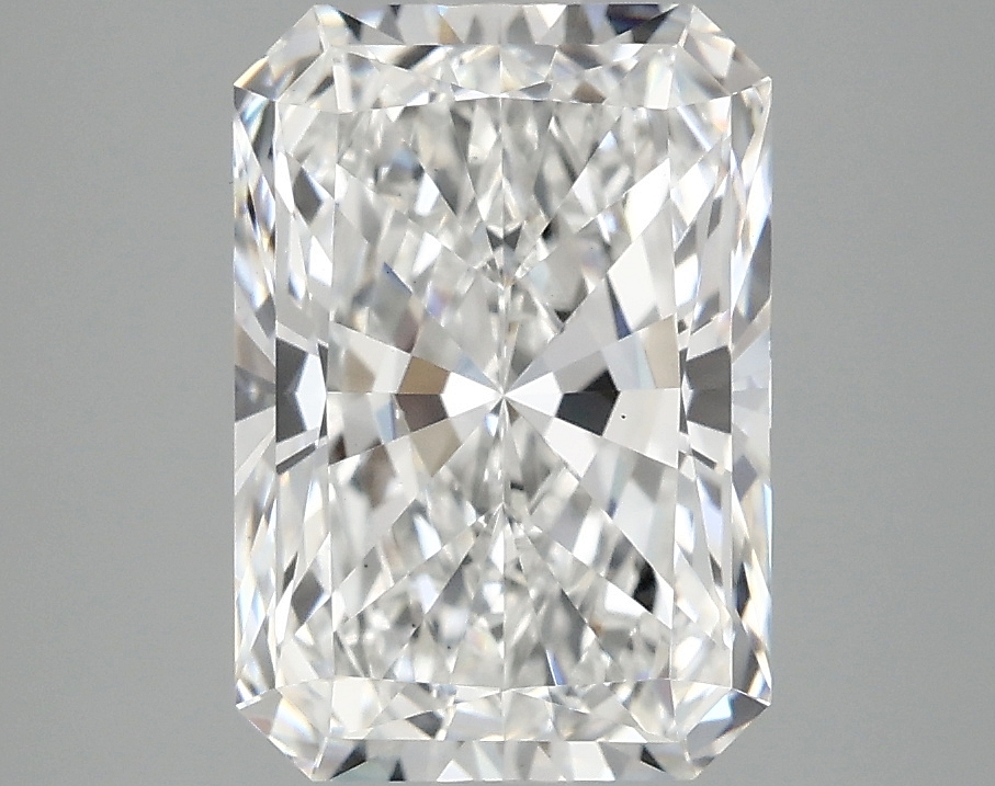 3.09 CT Radiant Diamond