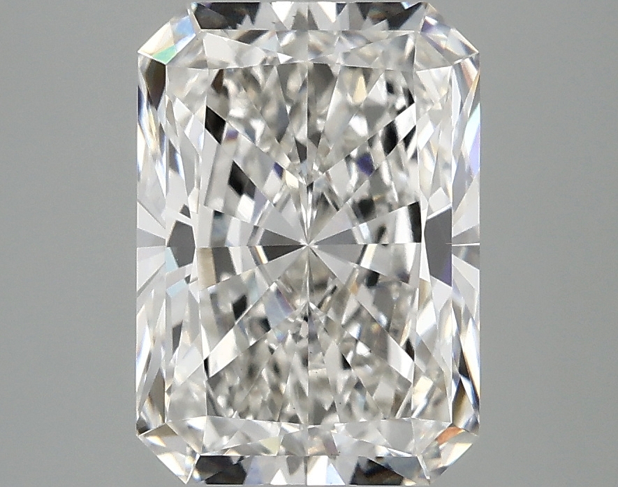 3.10 CT Radiant Diamond