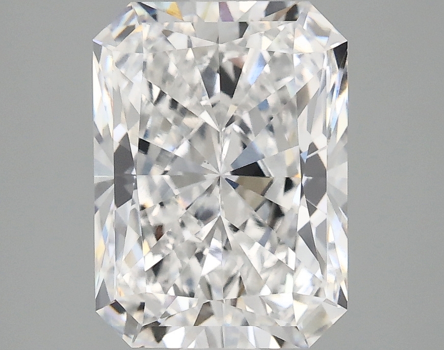 3.01 CT Radiant Diamond