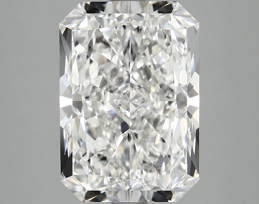 3.01 CT Radiant Diamond
