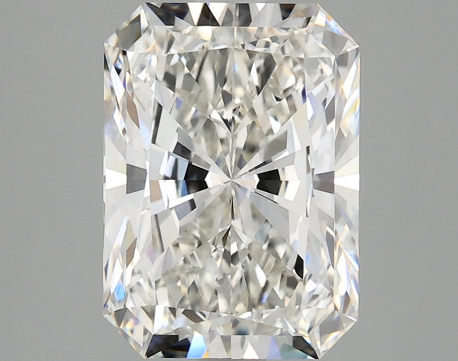 3.08 CT Radiant Diamond