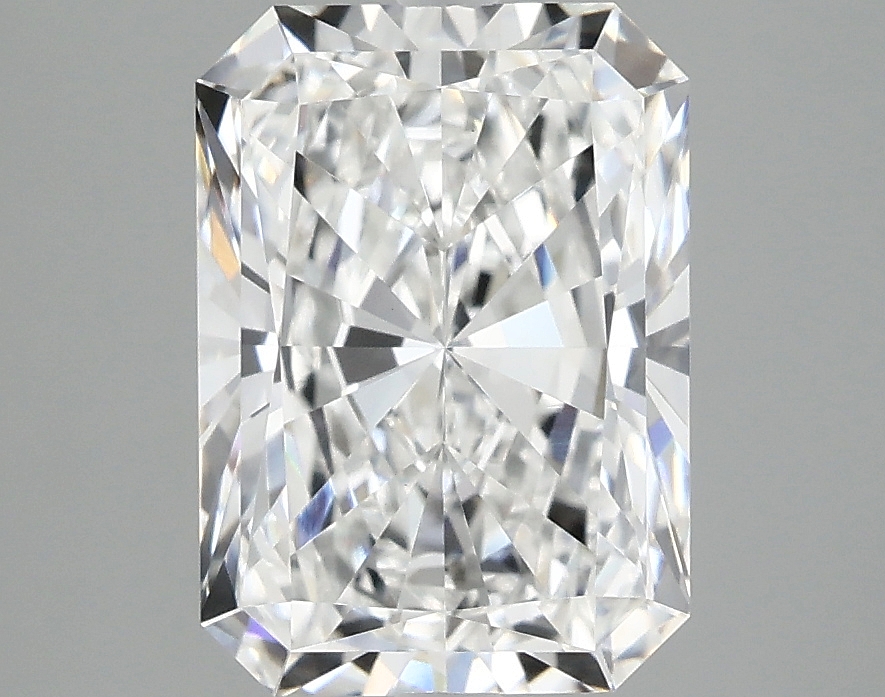 3.10 CT Radiant Diamond