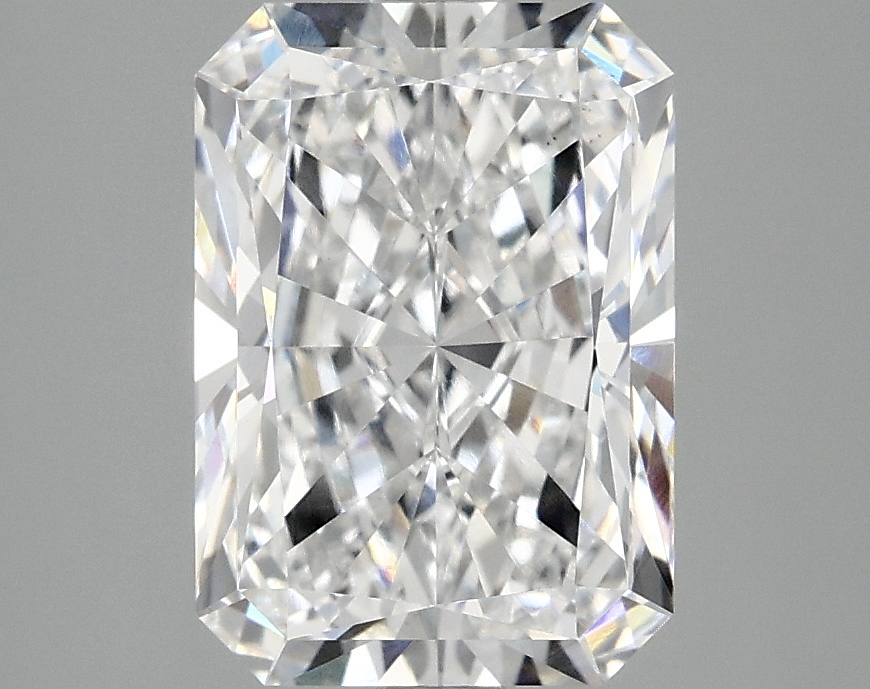 3.10 CT Radiant Diamond