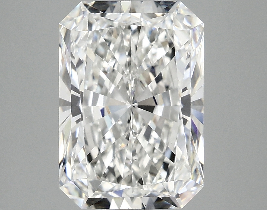 3.09 CT Radiant Diamond