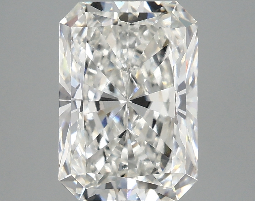 3.10 CT Radiant Diamond