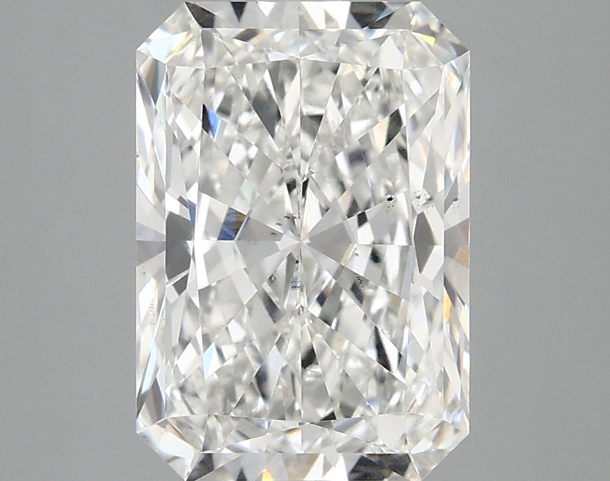 3.10 CT Radiant Diamond