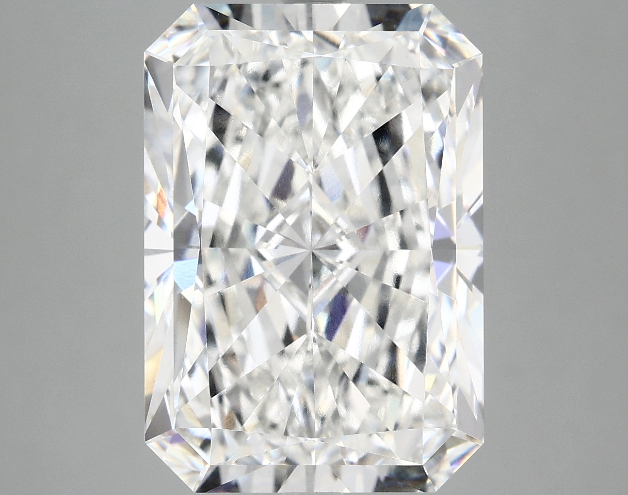 9.37 CT Radiant Diamond