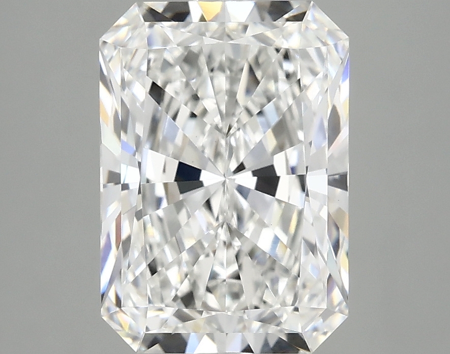 3.10 CT Radiant Diamond