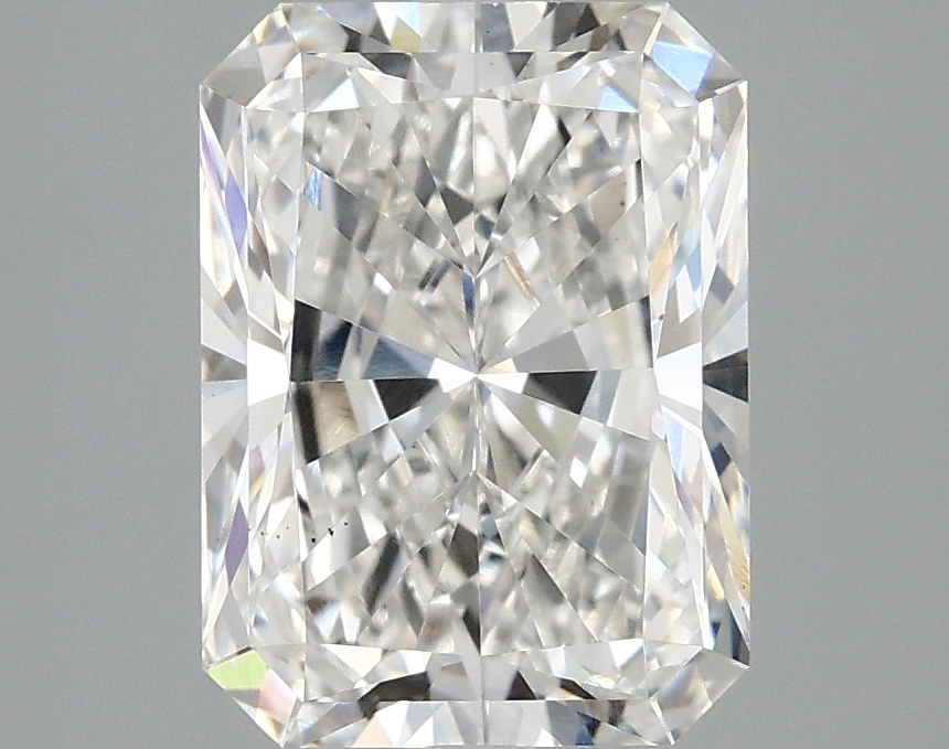 3.10 CT Radiant Diamond