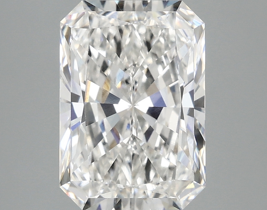 3.10 CT Radiant Diamond