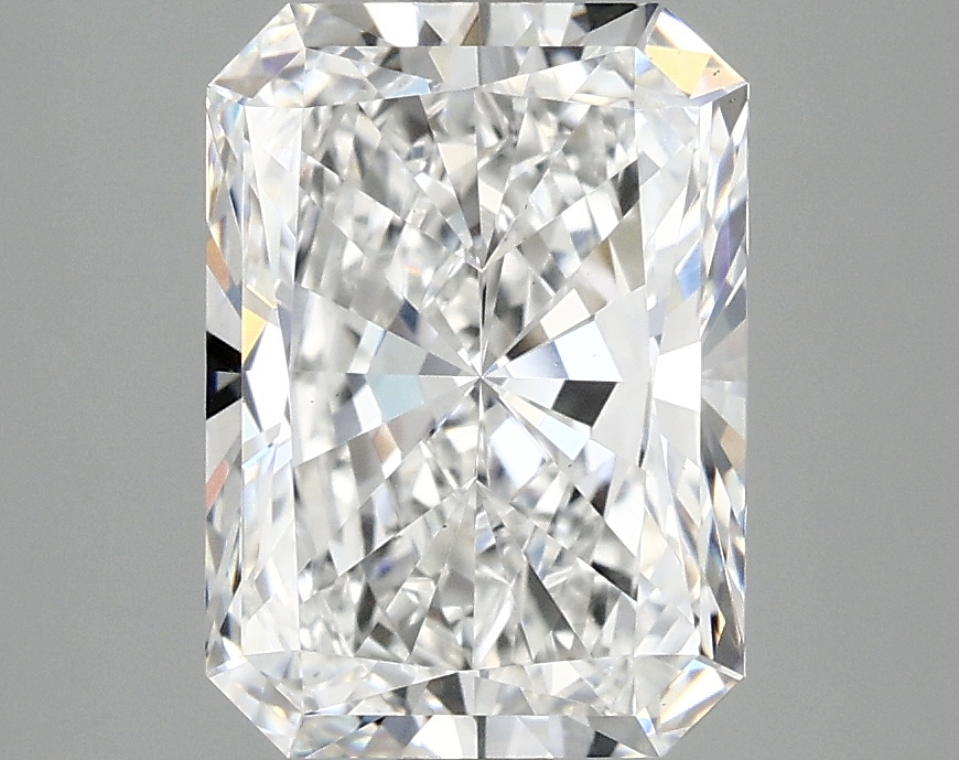 3.09 CT Radiant Diamond